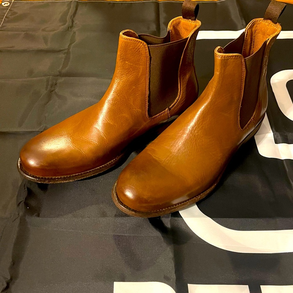 FRYE AND CO. Brown Leather Chelsea Boots